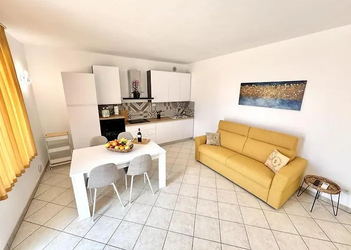 Vialo's House Апартаменти *