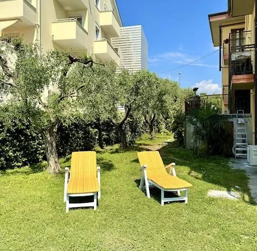 Vialo's House Апартаменти *