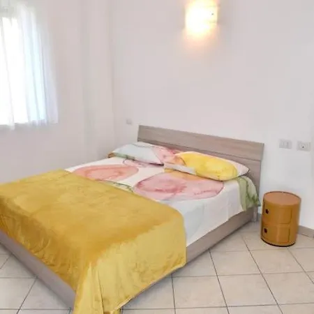 Апартаменти Vialo's House Бардоліно