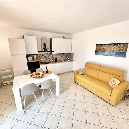 Vialo's House Appartamento *